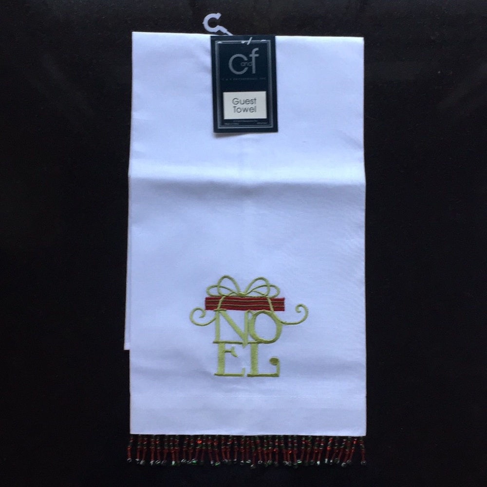 NWT 100% Cotton Christmas guest towel